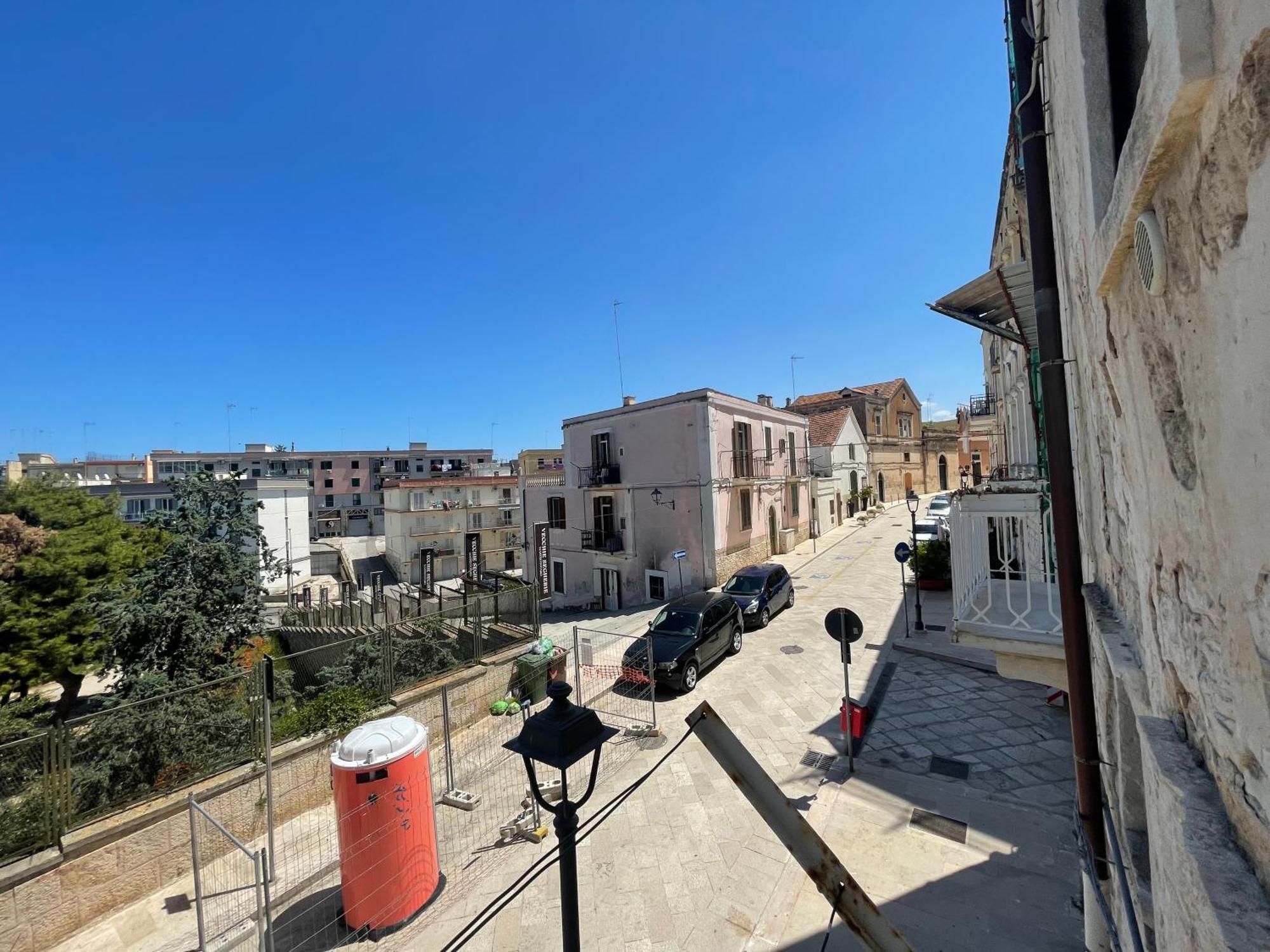 Mura Del Tempo - Rooms & Suites Bisceglie Bagian luar foto